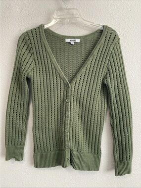 modbe Womens fade out Chunky Knit Crochet Button Up cardigan size XS Dark Green